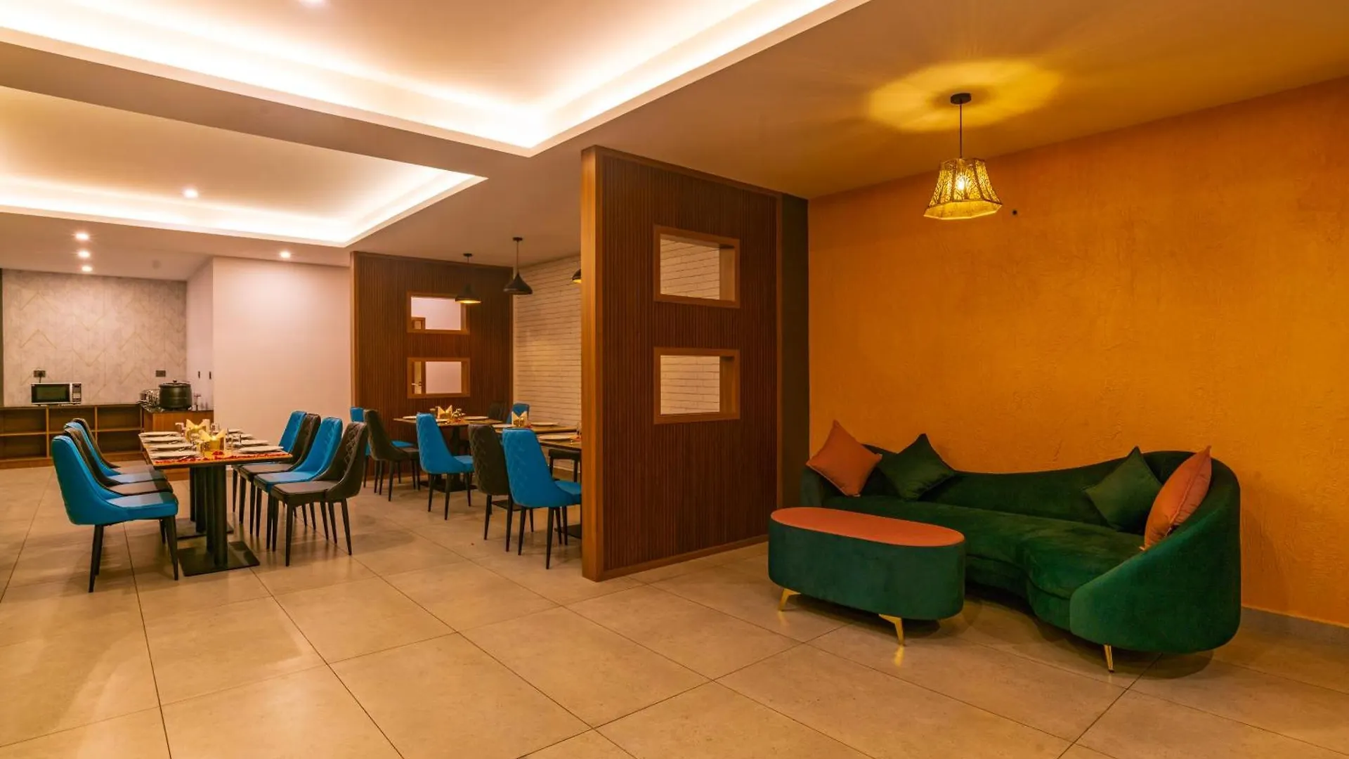 Velvet Clouds Munnar Hotel